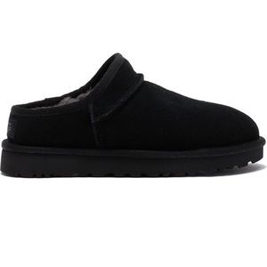 UGG Slip on slippers